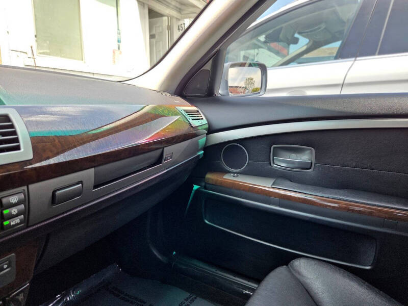 2005 BMW 7 Series 745Li