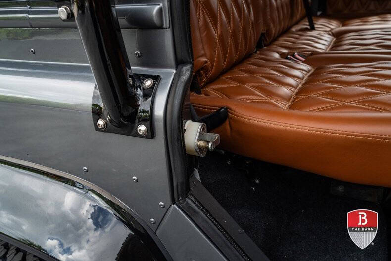1987 Land Rover Defender