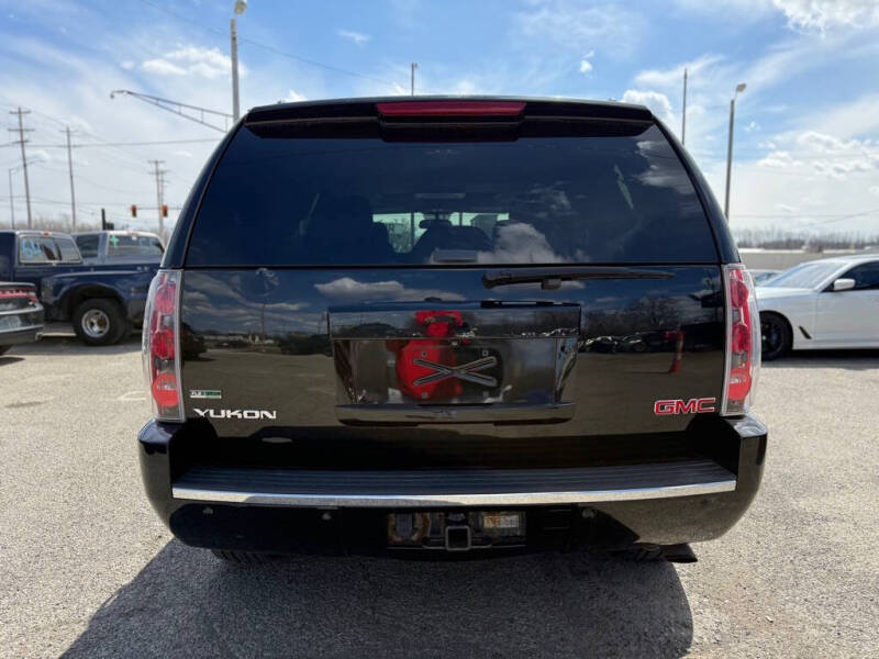 2012 GMC Yukon Denali