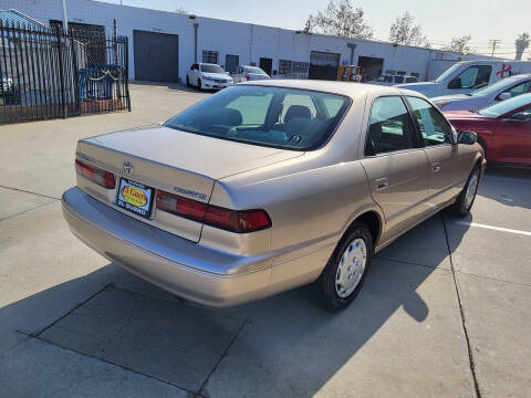 1997 Toyota Camry LE