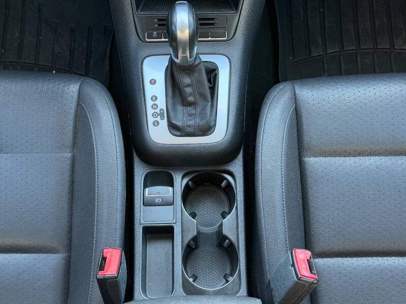 2015 Volkswagen Tiguan SE