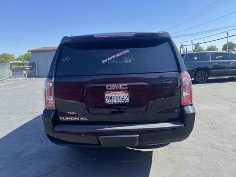 2017 GMC Yukon XL SLT