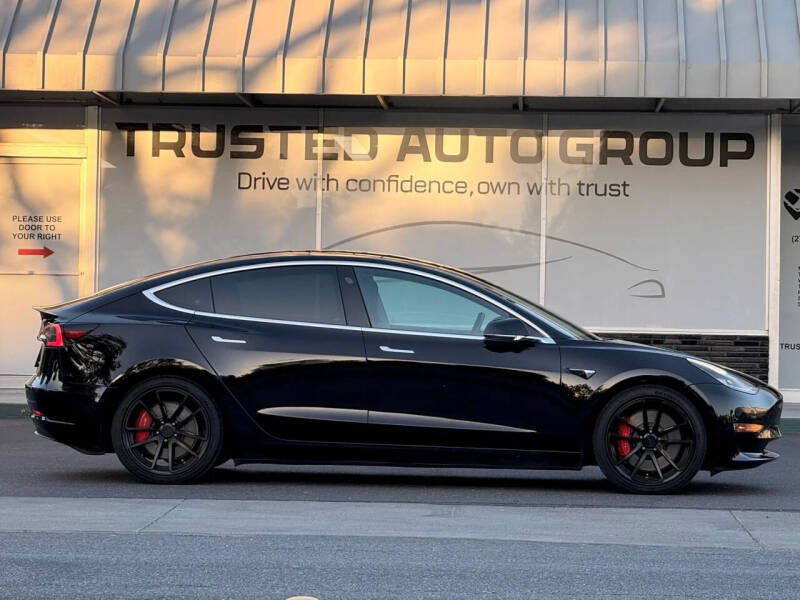 2019 Tesla Model 3 Performance