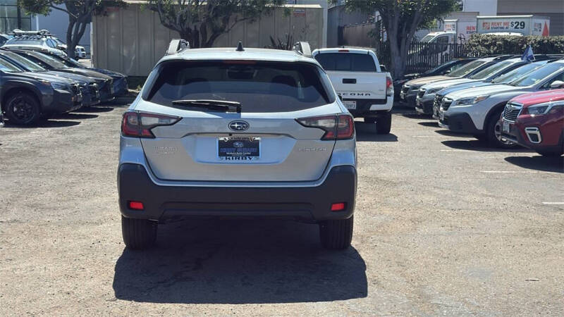 2025 Subaru Outback Premium