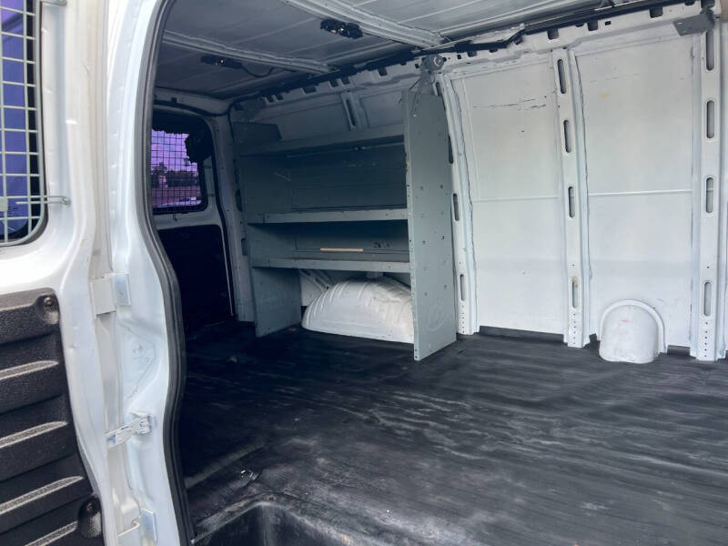2018 GMC Savana 2500