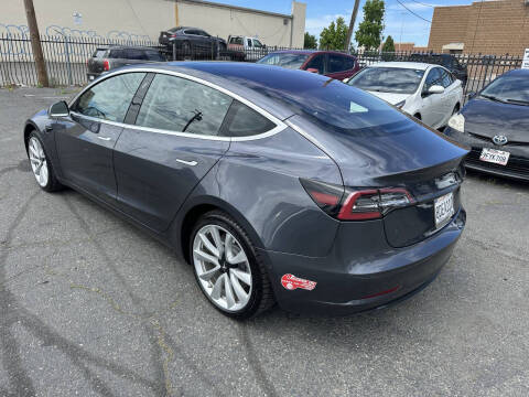 2018 Tesla Model 3 Long Range