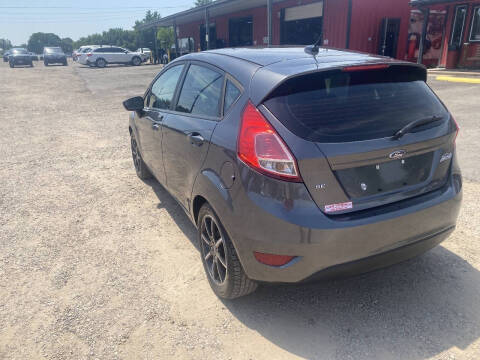 2016 Ford Fiesta SE