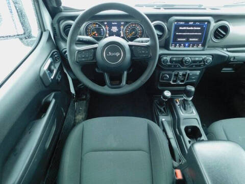 2023 Jeep Gladiator Sport