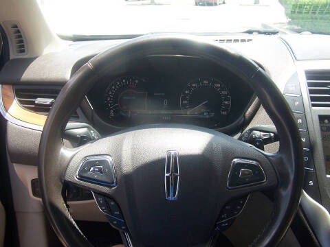 2017 Lincoln MKC Select