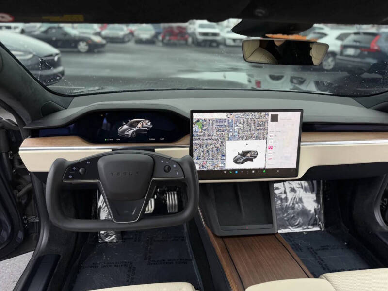 2021 Tesla Model S Plaid