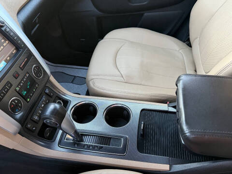 2012 Chevrolet Traverse LTZ