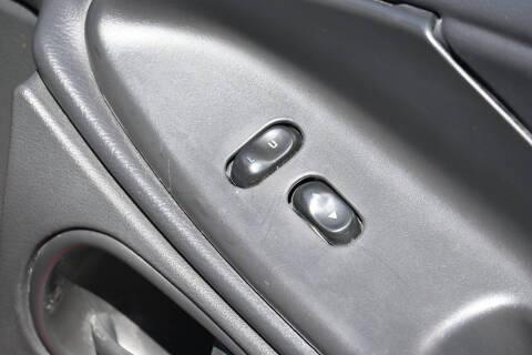 2004 Ford Mustang Mach 1 Premium