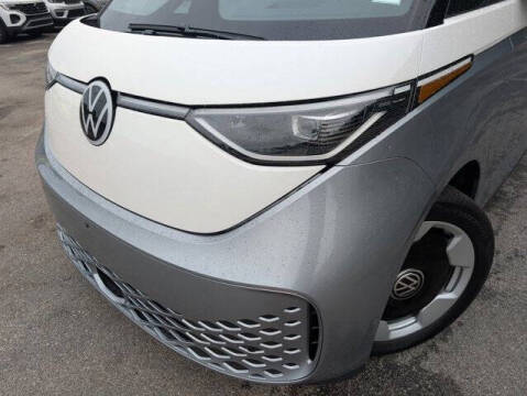 2025 Volkswagen ID. Buzz Pro S Plus
