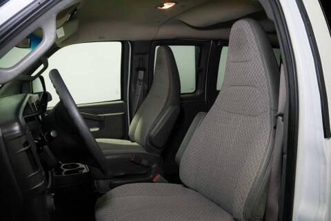 2017 Chevrolet Express LT 3500