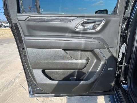 2022 GMC Yukon XL SLT