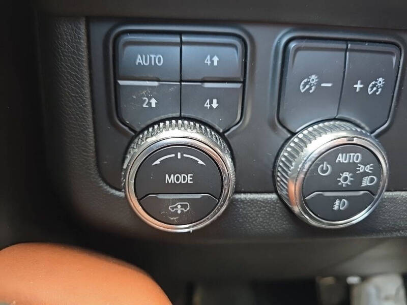 2024 GMC Yukon XL Denali Ultimate
