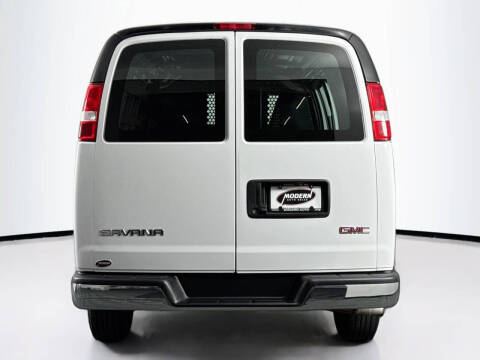 2024 GMC Savana 2500