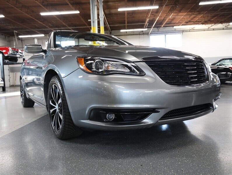 2011 Chrysler 200 S