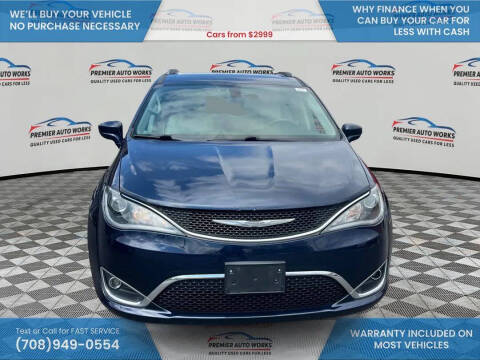 2017 Chrysler Pacifica Touring-L Plus