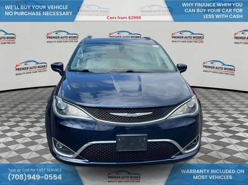 2017 Chrysler Pacifica Touring-L Plus
