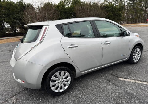 2015 Nissan LEAF S