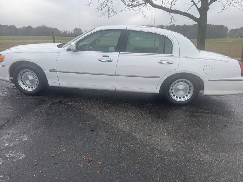 1998 Lincoln Town Car Executive