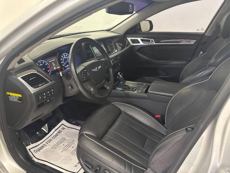 2015 Hyundai Genesis