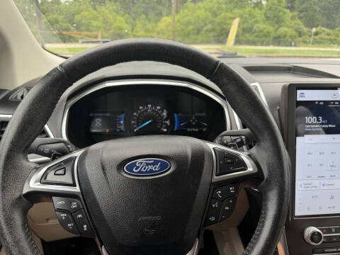 2021 Ford Edge Titanium