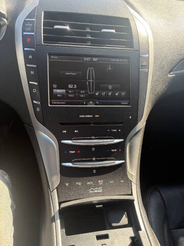 2014 Lincoln MKZ