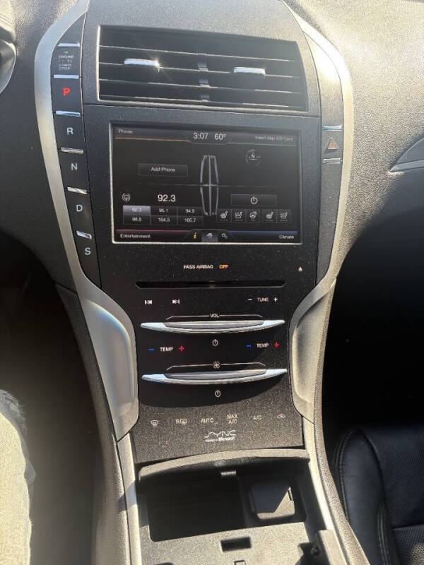2014 Lincoln MKZ