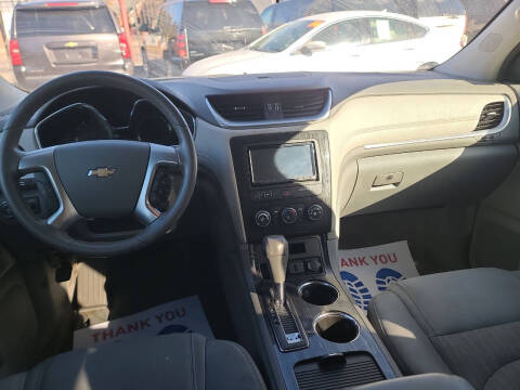 2017 Chevrolet Traverse LT