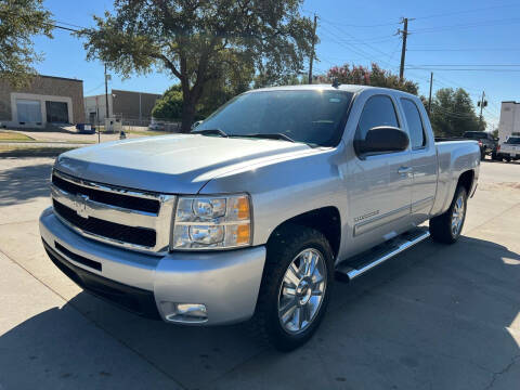 2012 Chevrolet Silverado 1500 for sale at Vitas Car Sales in Dallas TX