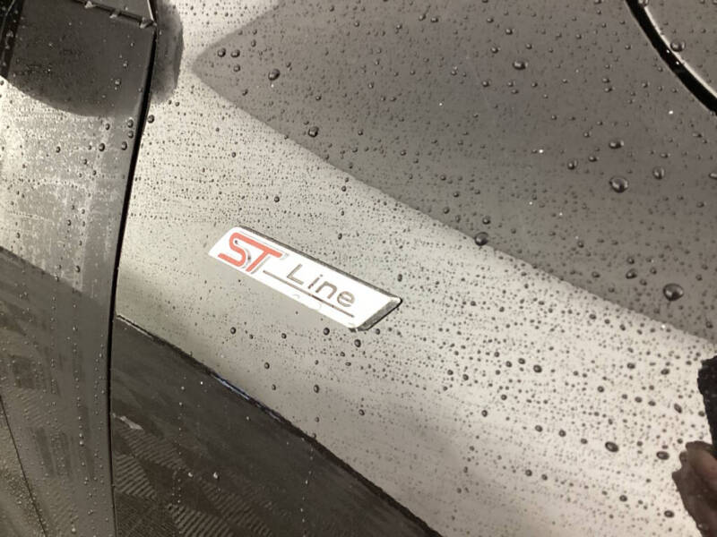 2026 Ford Escape ST-Line Select