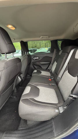 2014 Jeep Cherokee Sport