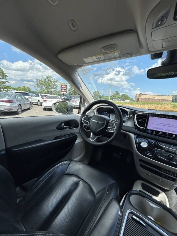 2022 Chrysler Pacifica Touring L