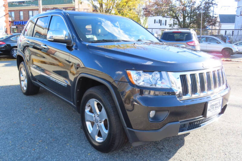 2013 Jeep Grand Cherokee Limited photo 2