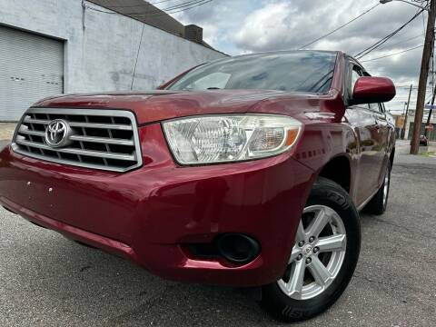 2008 Toyota Highlander for sale at Illinois Auto Sales in Paterson NJ