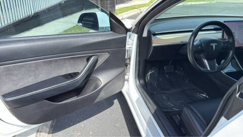 2019 Tesla Model 3 Standard Range