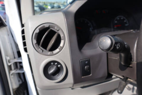 2011 Ford E-Series E-250