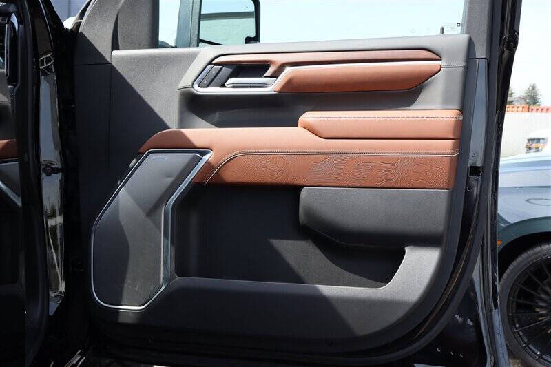 2025 GMC Sierra 3500HD