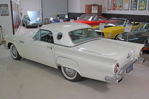 1957 Ford Thunderbird