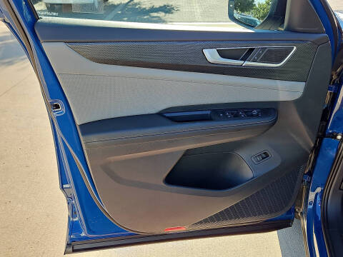 2026 Volkswagen Atlas Cross Sport SEL R-Line Black 4Motion