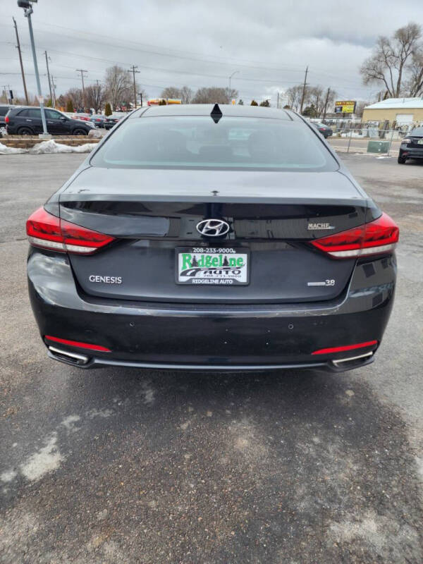 2015 Hyundai Genesis