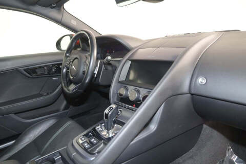 2021 Jaguar F-TYPE P300