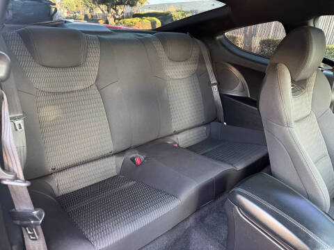 2013 Hyundai Genesis Coupe 2.0T