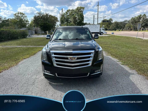 2016 Cadillac Escalade Luxury Collection