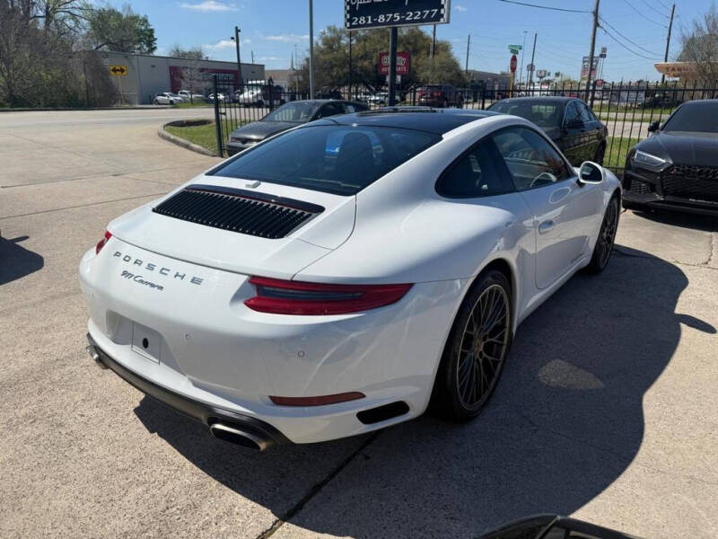 2017 Porsche 911