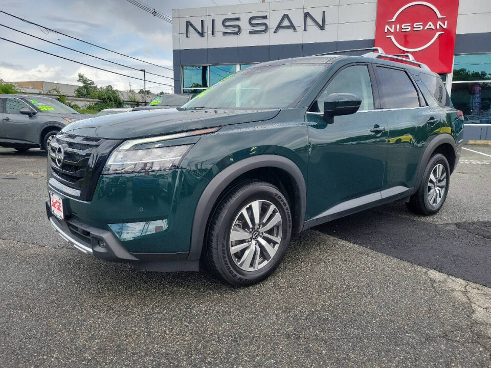 2023 Nissan Pathfinder for sale at HILLTOP NISSAN in East Hanover, NJ