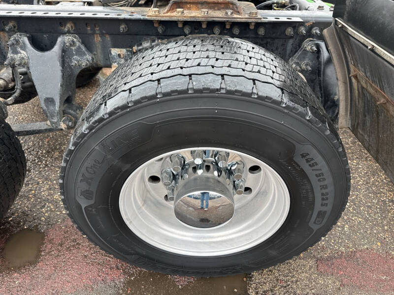 2021 International RH613