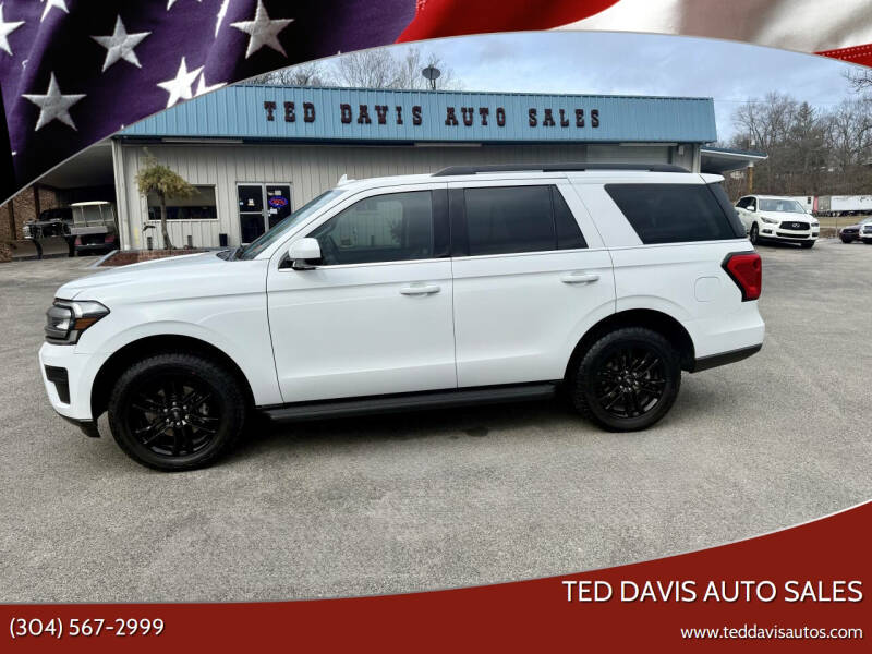 2024 Ford Expedition XLT's photo